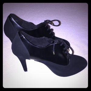 Woman’s shoes 👠 Size 10W